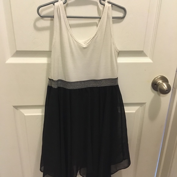 Top flower lace dress - Picture 2 of 2